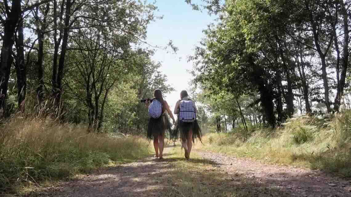 « Nues et culottées » : après Nans et Mouts, Zoé et Louise prennent la relève dès le 11 juillet sur France 5 !