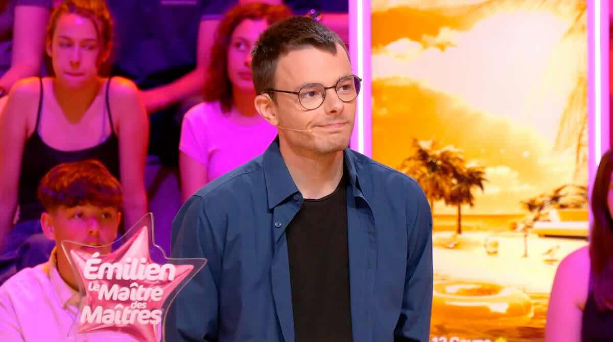 « Les 12 coups de midi » : élimination d'Émilien 