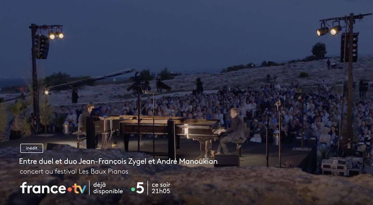 Entre duel et duo : le concert de Jean-François Zygel & André Manoukian au Festival les Baux Pianos 