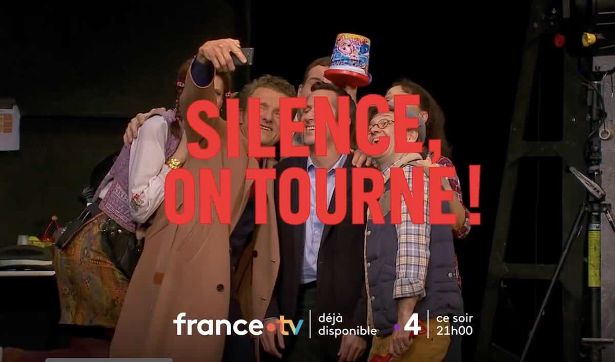 « Silence on tourne »