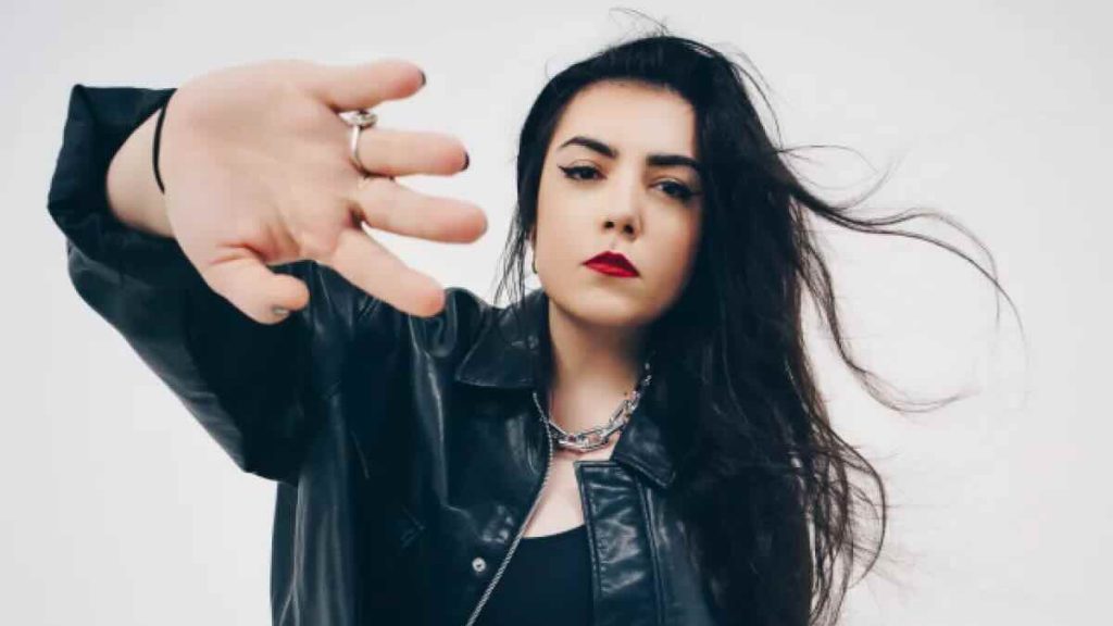 Hoshi en concert aux Francofolies de La Rochelle : un concert inédit à suivre ce soir, mercredi 10 septembre, sur France 4 !