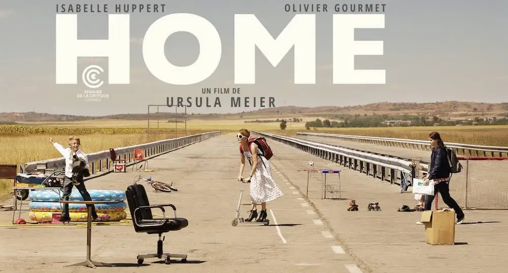 « Home » (2008), le premier long-métrage de la réalisatrice suisse Ursula Meier.