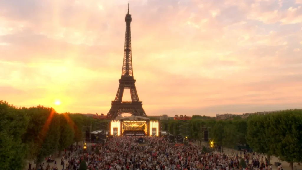 © Electron Libre ProductionsUn soir d'été à la Tour Eiffel avec la Maîtrise de Radio-France